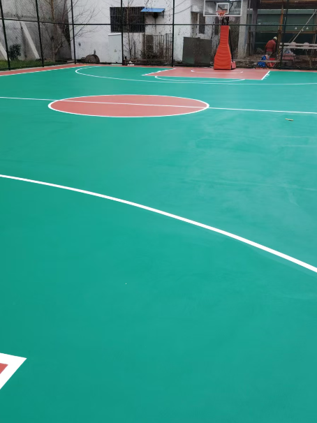 路桥 球场长期使用易出现地面开裂